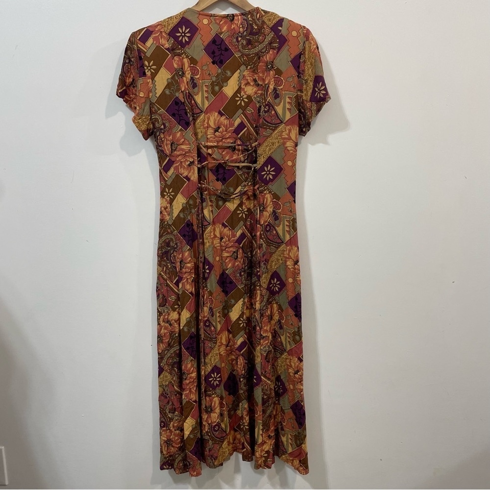 Betsy Lauren Button Front Floral Abstract Vintage Rayon Front Slits Dress Size 6 - Picture 2 of 8
